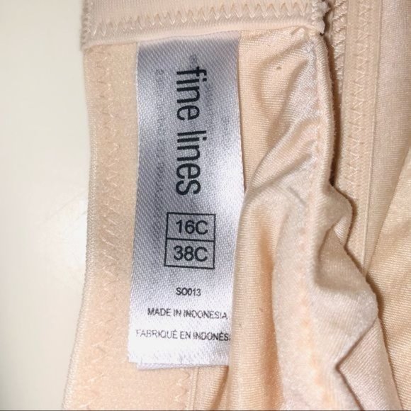 Fine Lines Supersoft Convertible Wireless Bra - Picture 14 of 14